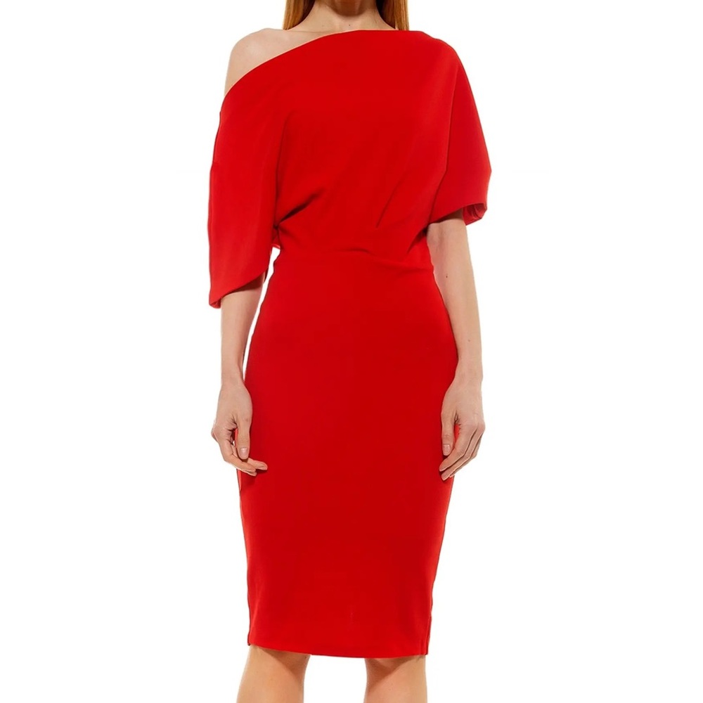 Beautiful red dress!
